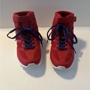 Red High-Top Men’s Hiking Boots, New